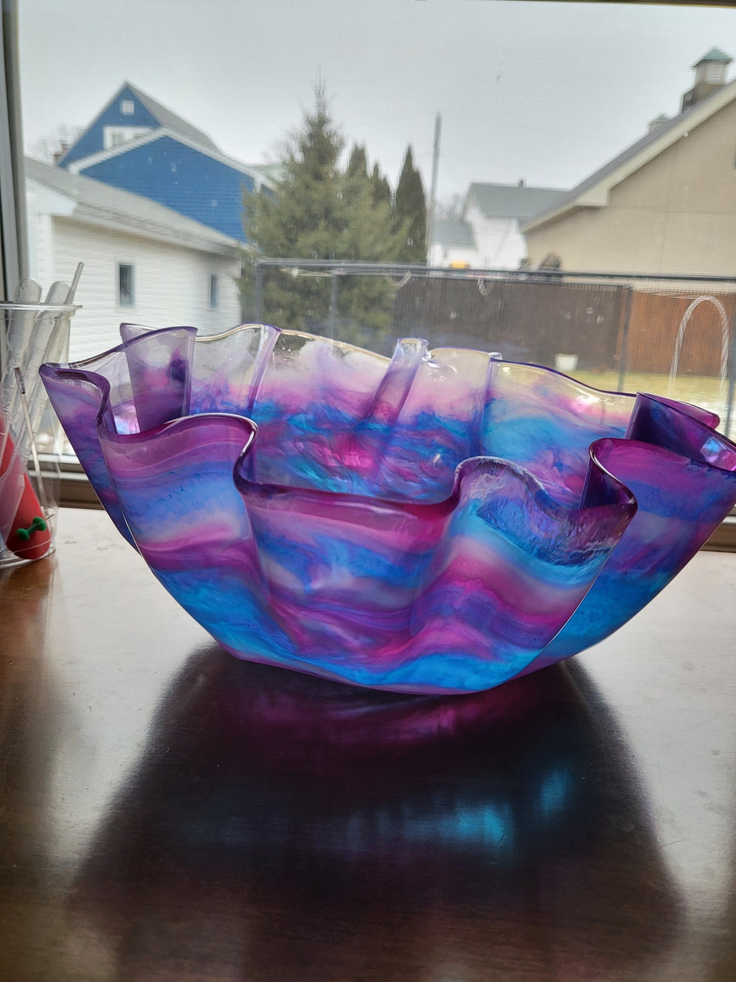 Lg. Sunflower print platter. Or Bowl